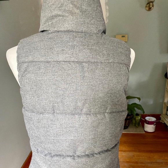 Old Navy Winter Vest - Picture 6 of 9